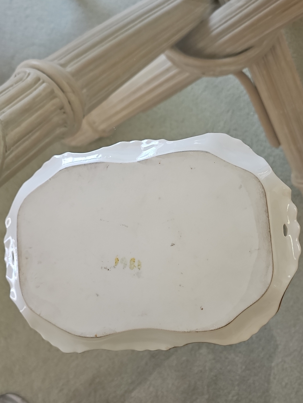 Beautiful Vintage Hand-Painted Yellow Roses Porcelain Serving Tray/Platter - Picture 3 of 8